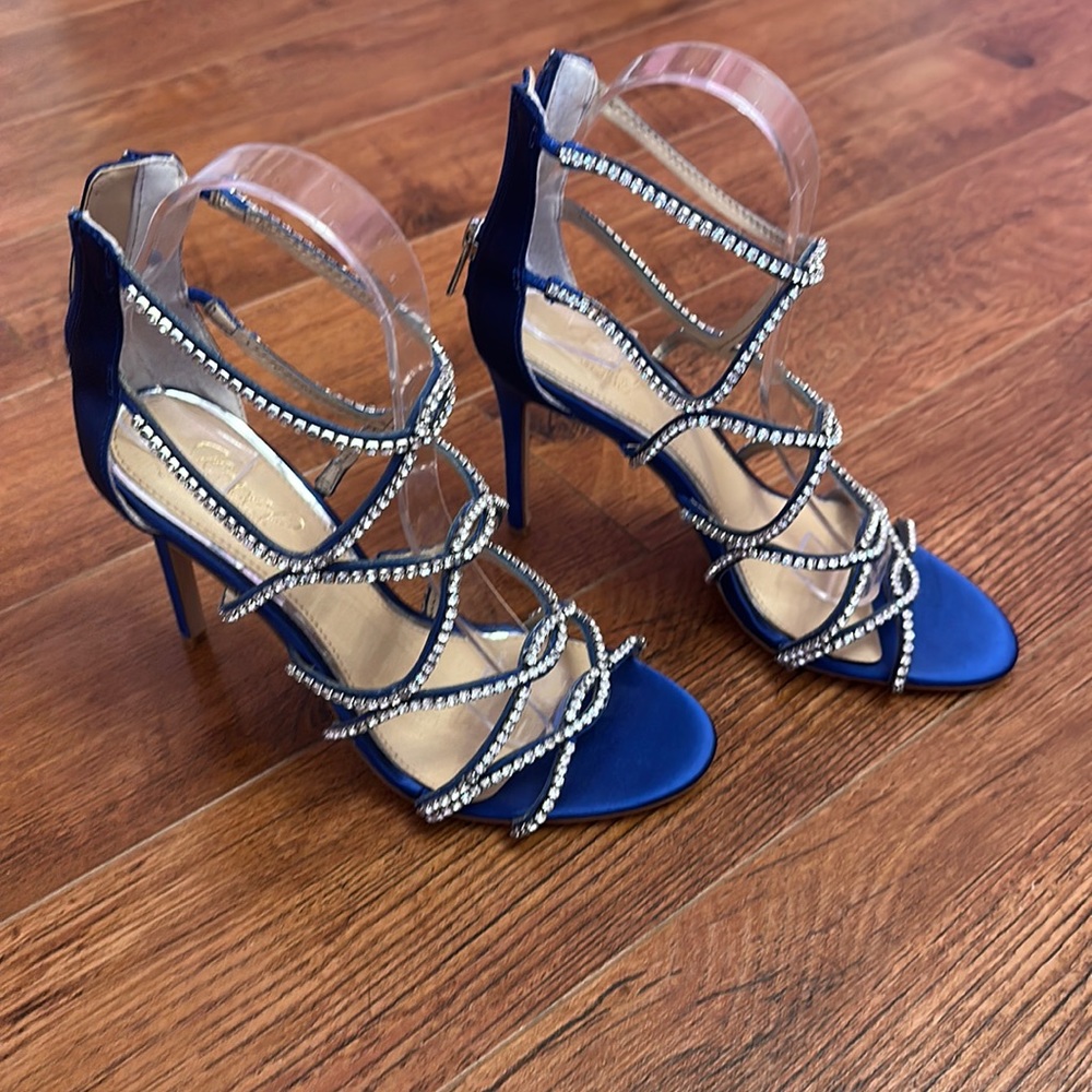 NEW Badgley Mischka heels
